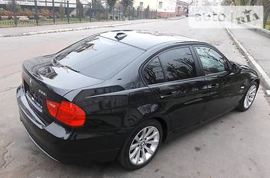 Седан BMW 3 Series 2011 в Житомирі