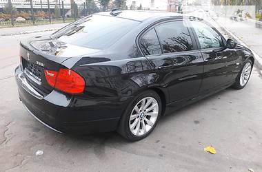 Седан BMW 3 Series 2011 в 