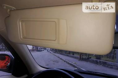 Седан BMW 3 Series 2011 в 