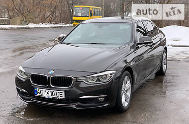 Седан BMW 3 Series 2016 в Луцьку