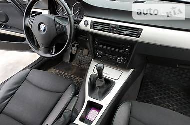 Седан BMW 3 Series 2008 в Золочеве