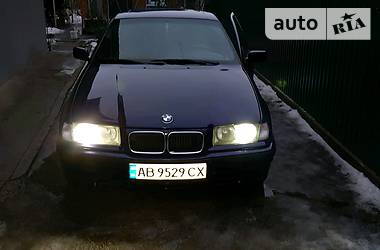 Седан BMW 3 Series 1995 в Гайсину