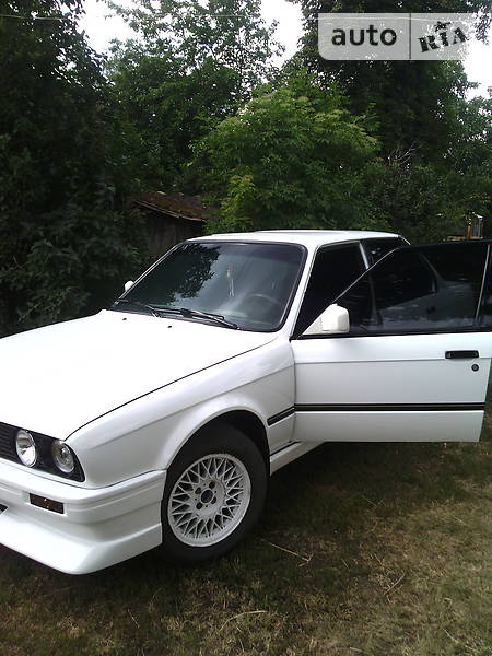 Седан BMW 3 Series 1984 в Харкові