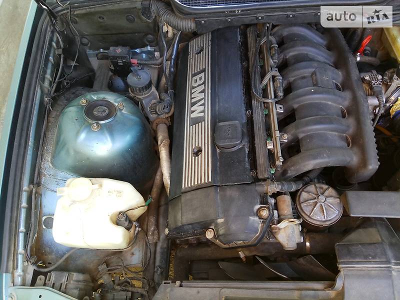 Седан BMW 3 Series 1996 в Трускавці