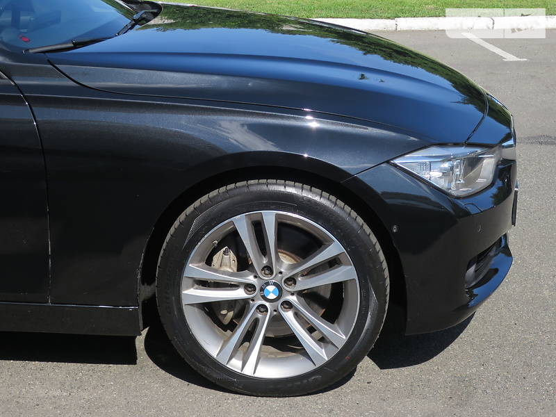Седан BMW 3 Series 2012 в Києві
