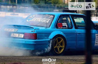 Купе BMW 3 Series 1990 в 