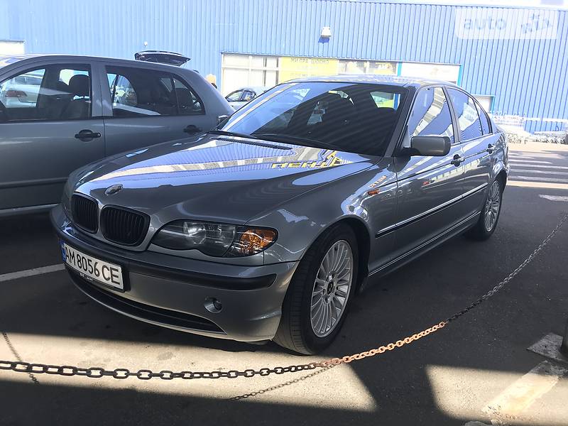 Седан BMW 3 Series 2004 в 