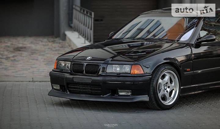 Седан BMW 3 Series 1991 в Ивано-Франковске