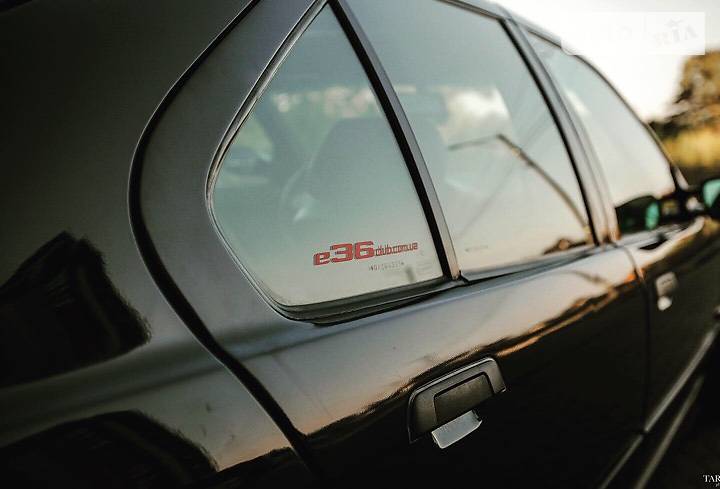 Седан BMW 3 Series 1991 в Ивано-Франковске