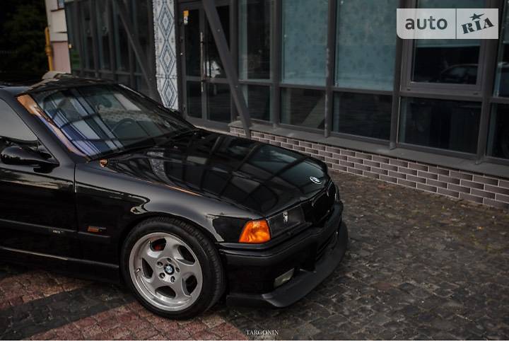 Седан BMW 3 Series 1991 в Ивано-Франковске