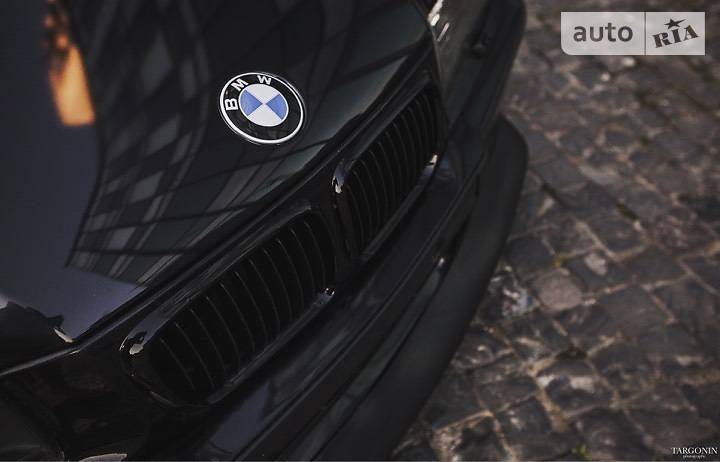 Седан BMW 3 Series 1991 в Ивано-Франковске