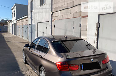 Седан BMW 3 Series 2014 в Киеве