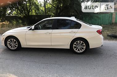 Седан BMW 3 Series 2015 в Киеве