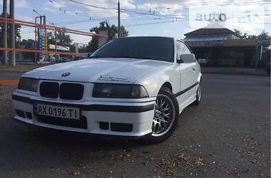 Купе BMW 3 Series 1993 в Харькове