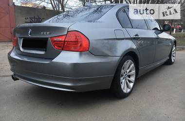 Седан BMW 3 Series 2010 в Херсоні