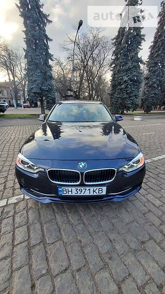 Седан BMW 3 Series 2015 в 