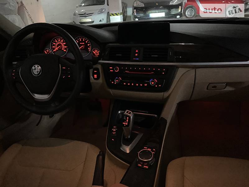 Седан BMW 3 Series 2015 в Одесі