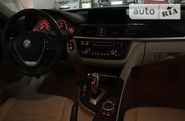 Седан BMW 3 Series 2015 в 