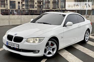 Купе BMW 3 Series 2010 в Киеве
