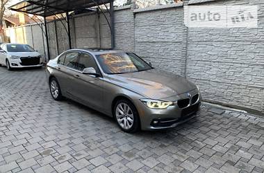 Седан BMW 3 Series 2015 в Запорожье