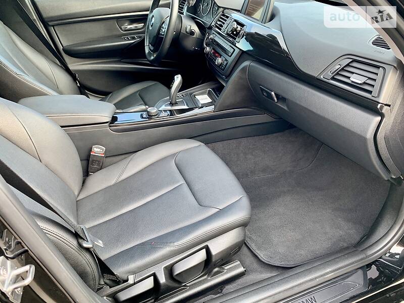 Седан BMW 3 Series 2015 в Одесі