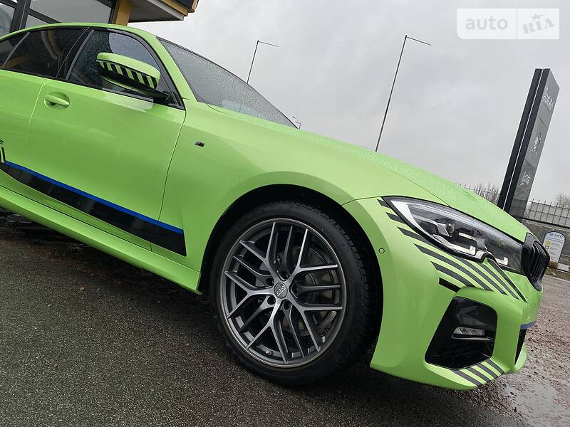 Седан BMW 3 Series 2019 в Києві