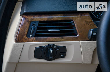 Седан BMW 3 Series 2005 в  фото 25 Седан BMW 3 Series 2005 в