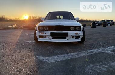 Універсал BMW 3 Series 1989 в 