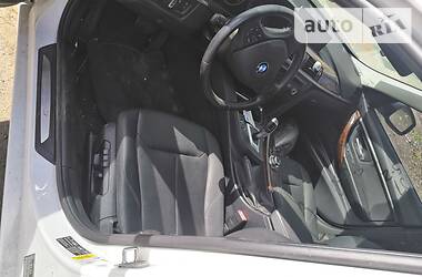 Седан BMW 3 Series 2013 в 