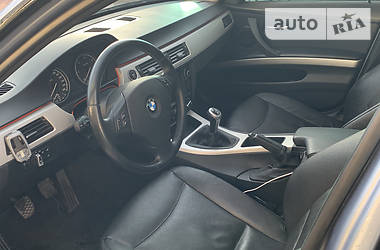 Седан BMW 3 Series 2011 в Рокитном