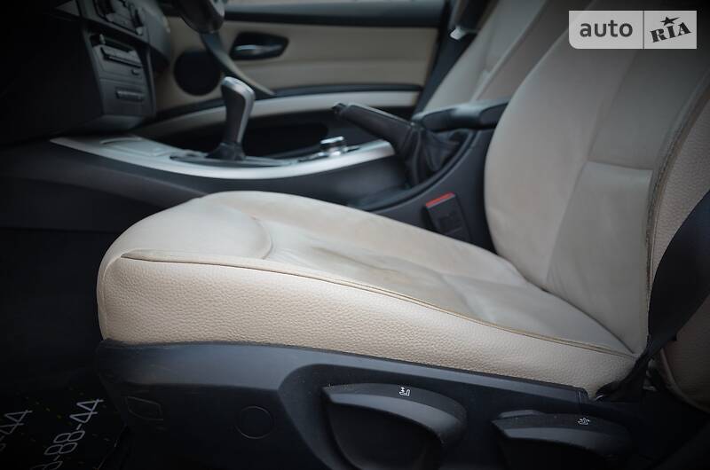 Седан BMW 3 Series 2010 в Києві