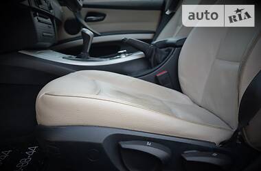 Седан BMW 3 Series 2010 в 