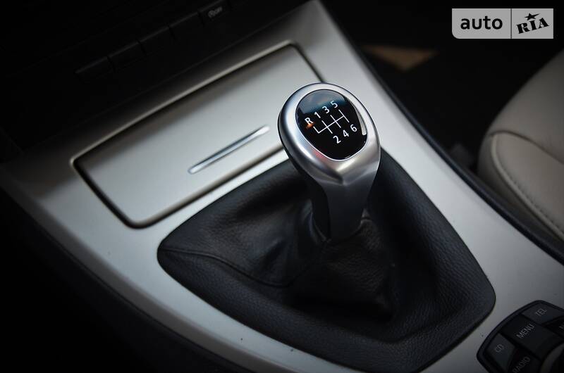 Седан BMW 3 Series 2010 в Києві