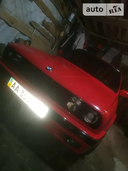 Седан BMW 3 Series 1985 в 
