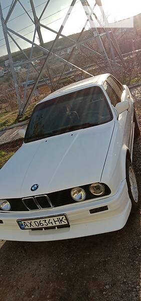 Седан BMW 3 Series 1984 в Харкові