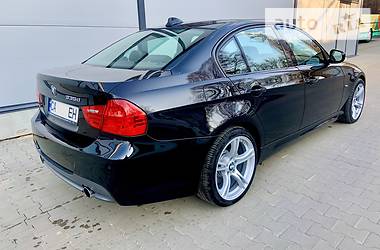 Седан BMW 3 Series 2011 в Умани