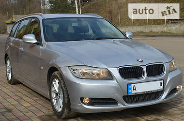Універсал BMW 3 Series 2011 в 