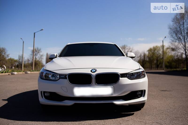 Седан BMW 3 Series 2015 в Кривому Розі фото Седан BMW 3 Series 2015 в Кривому Розі