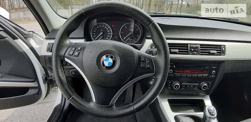 Універсал BMW 3 Series 2010 в Києві