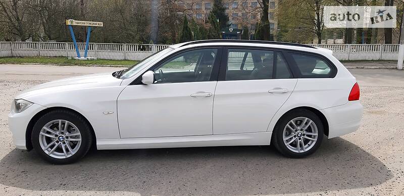 Універсал BMW 3 Series 2010 в Києві