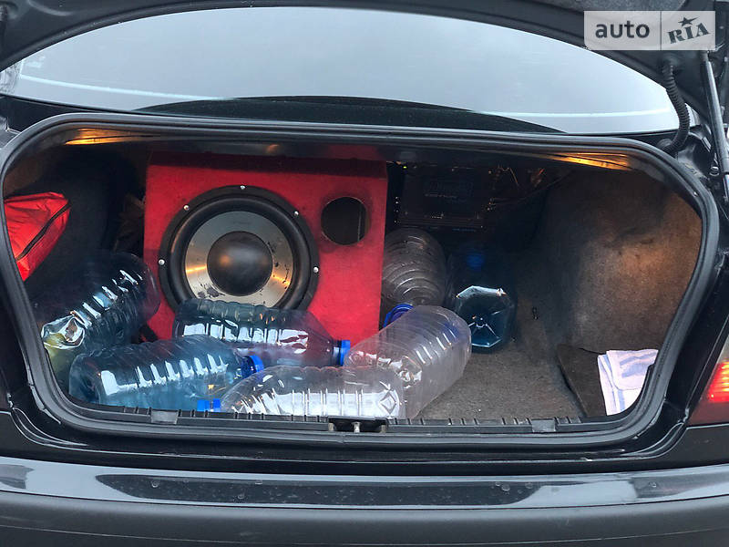 Седан BMW 3 Series 2002 в Чернігові