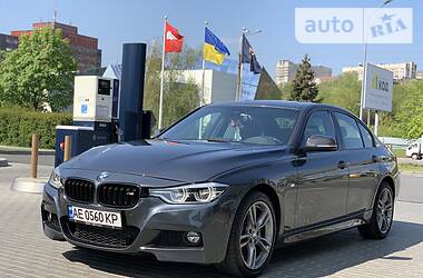 Седан BMW 3 Series 2015 в 