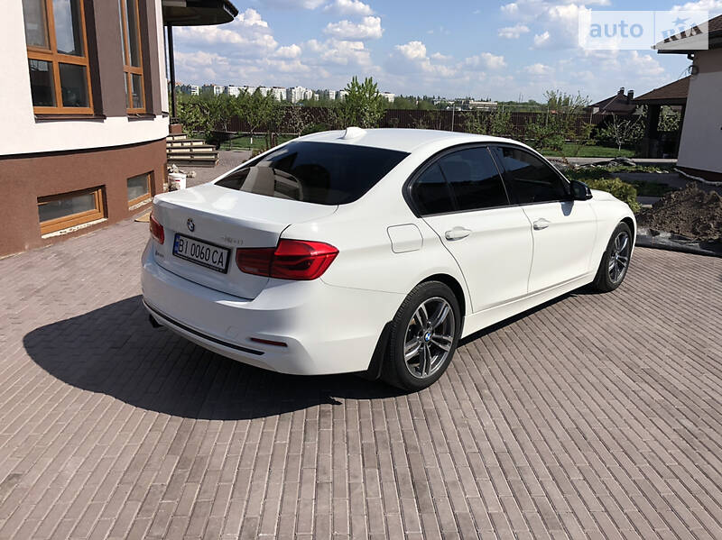 Седан BMW 3 Series 2015 в Полтаві