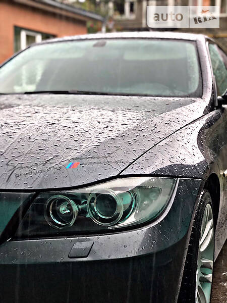 Седан BMW 3 Series 2008 в Черновцах