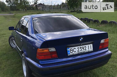 Седан BMW 3 Series 1994 в 