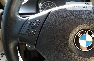Седан BMW 3 Series 2010 в 
