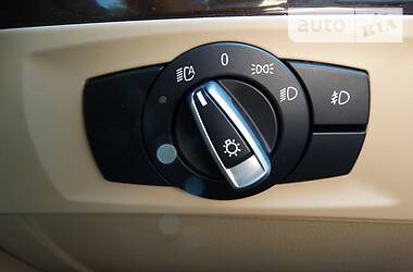 Седан BMW 3 Series 2010 в 