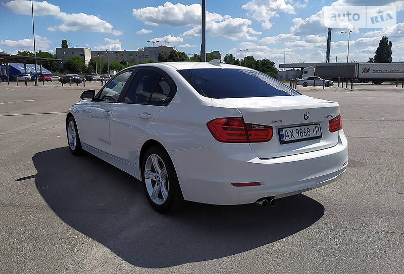 Седан BMW 3 Series 2015 в Харкові