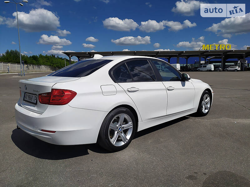 Седан BMW 3 Series 2015 в Харкові