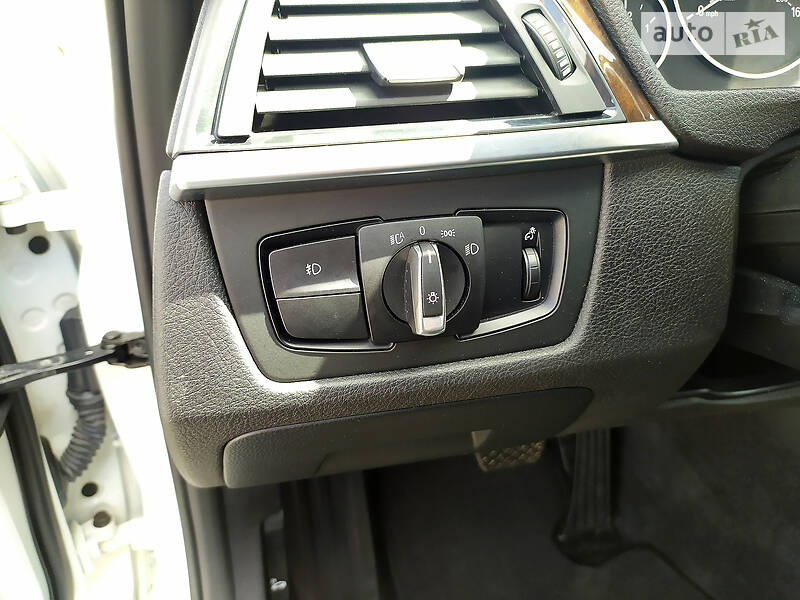 Седан BMW 3 Series 2015 в Харкові